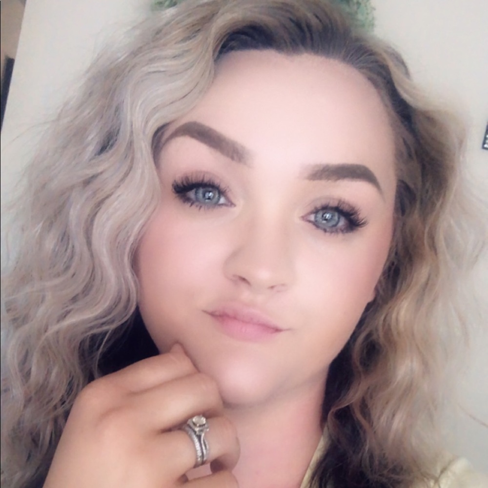 Meet your Posher, Lindsay